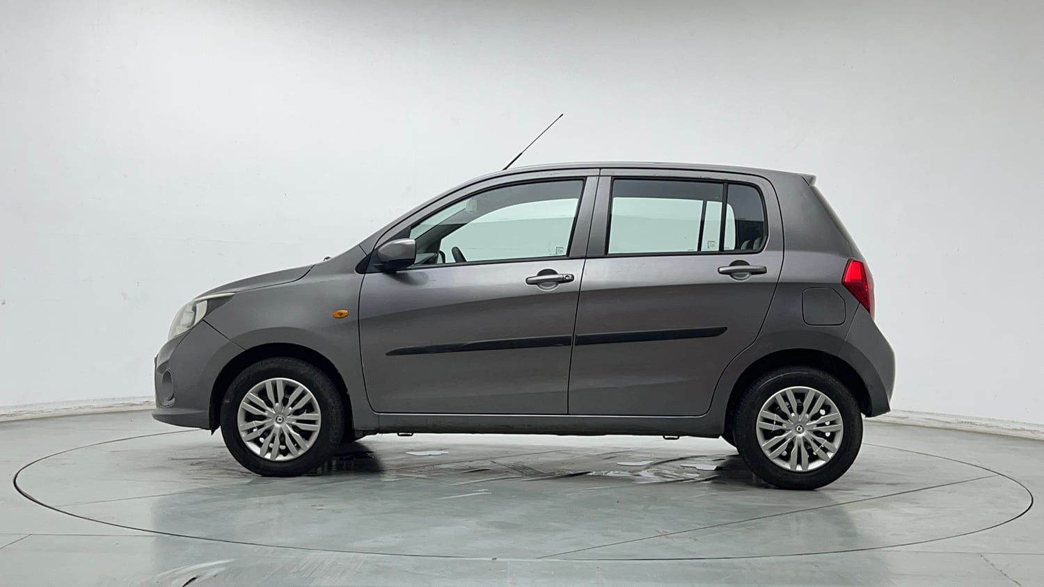 Used 2018 Maruti Suzuki Celerio VXi AMT Petrol Automatic exterior LEFT SIDE VIEW