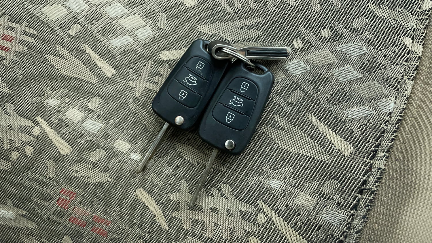 Used 2012 Hyundai i20 Sportz 1.2 BS-IV Petrol Manual extra CAR KEY VIEW