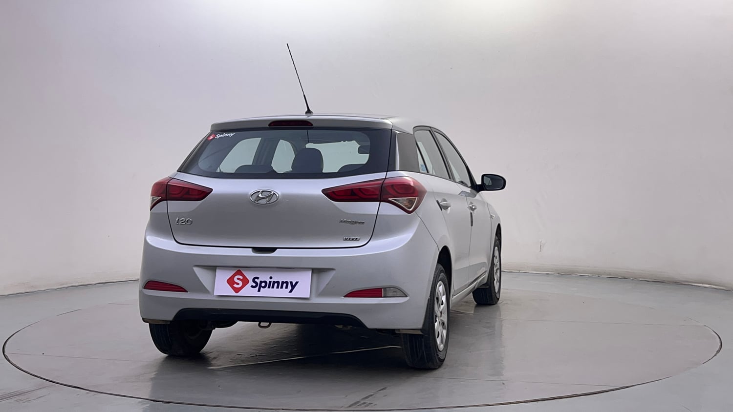 Used 2016 Hyundai Elite i20 Magna 1.2 Petrol Manual exterior RIGHT REAR CORNER VIEW