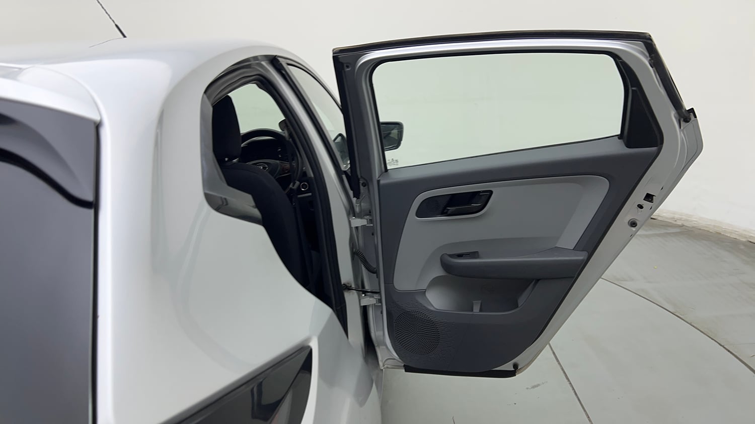 Used 2021 Tata Altroz XT Petrol Petrol Manual interior RIGHT REAR DOOR OPEN VIEW