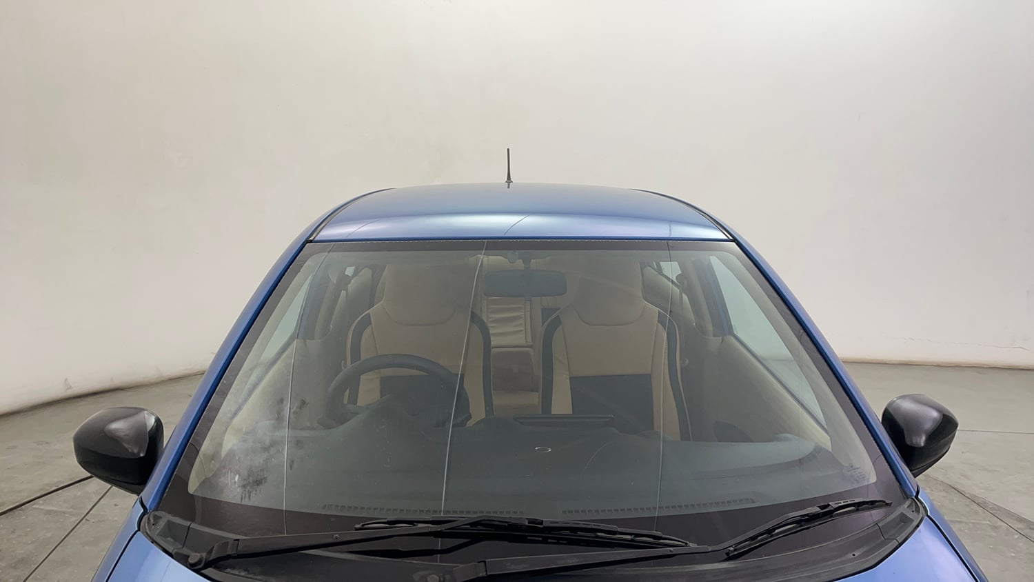 Used 2014 Honda Amaze 1.2 VX i-VTEC Petrol Manual exterior FRONT WINDSHIELD VIEW