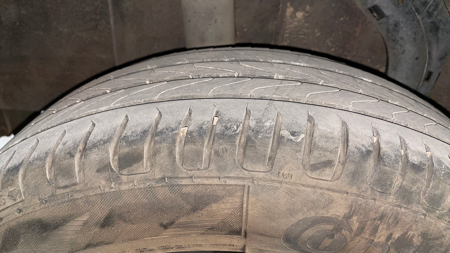 Used 2022 Nissan Magnite XV Turbo Petrol Manual tyres RIGHT REAR TYRE TREAD VIEW
