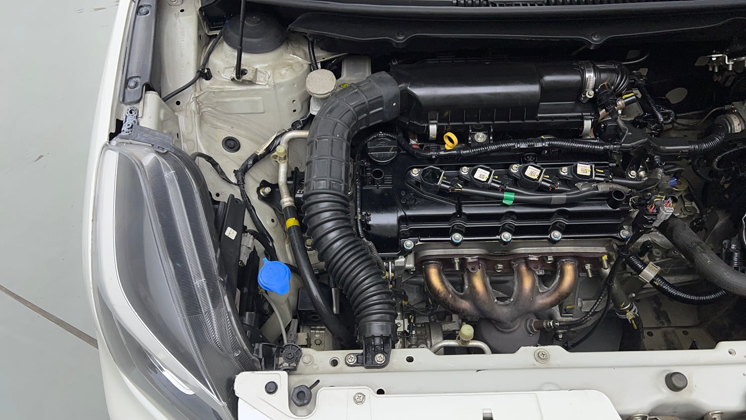 Used 2021 Maruti Suzuki Baleno Delta Petrol Manual engine ENGINE RIGHT SIDE VIEW