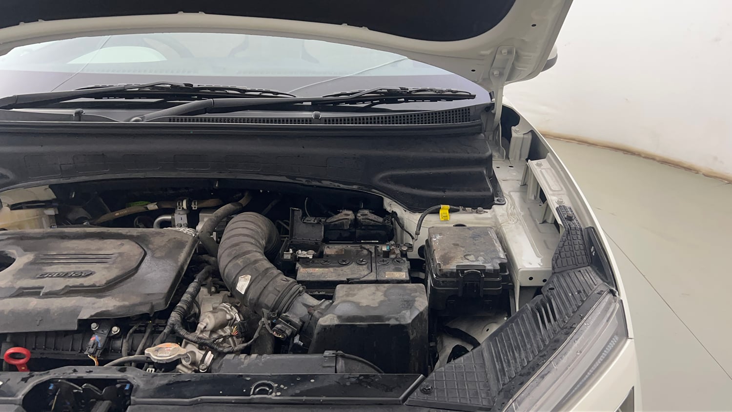 Used 2022 Hyundai Creta E 1.5 Diesel Diesel Manual engine ENGINE LEFT SIDE HINGE & APRON VIEW