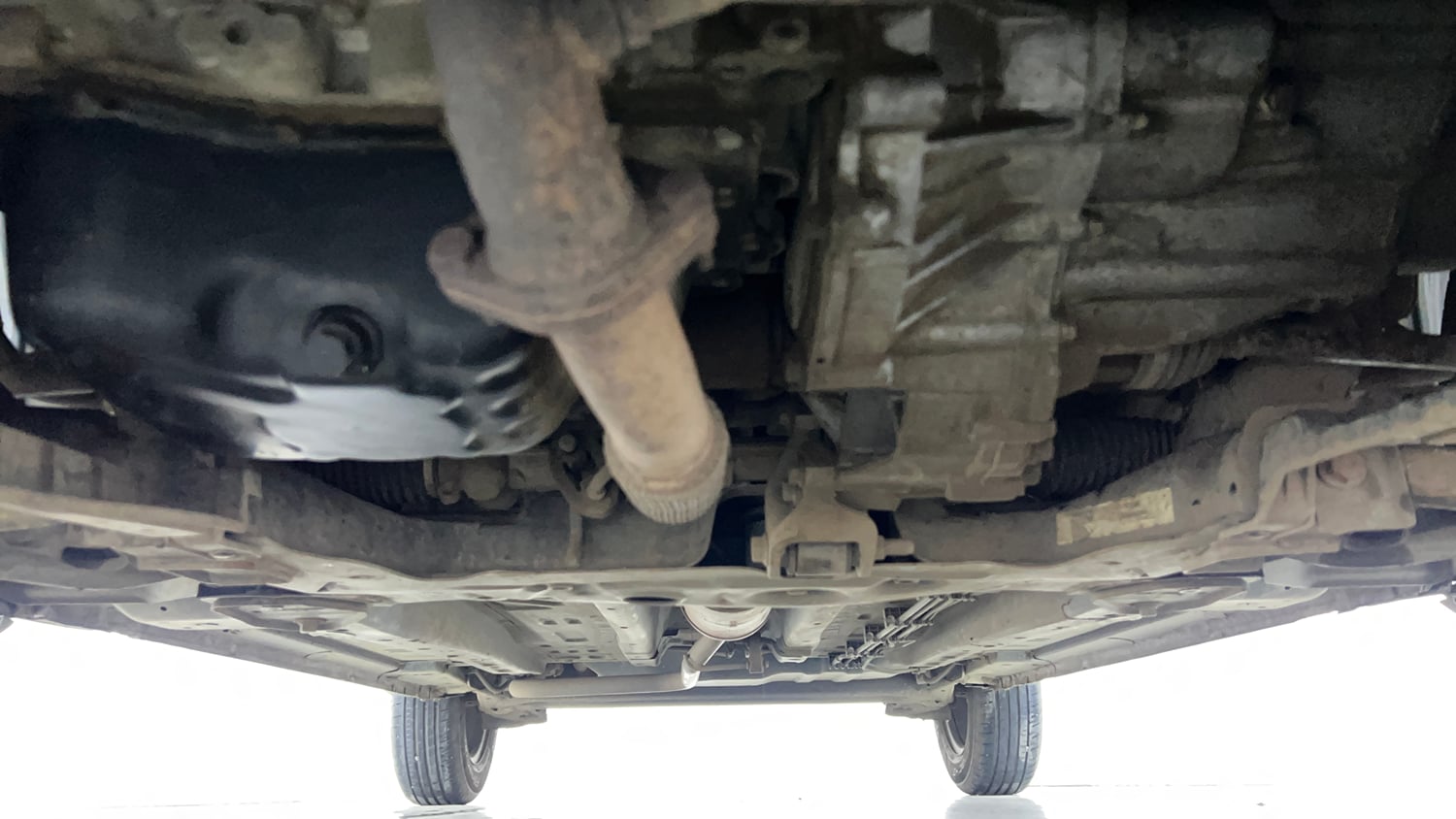 Used 2022 Tata Punch Adventure MT Petrol Manual extra FRONT LEFT UNDERBODY VIEW