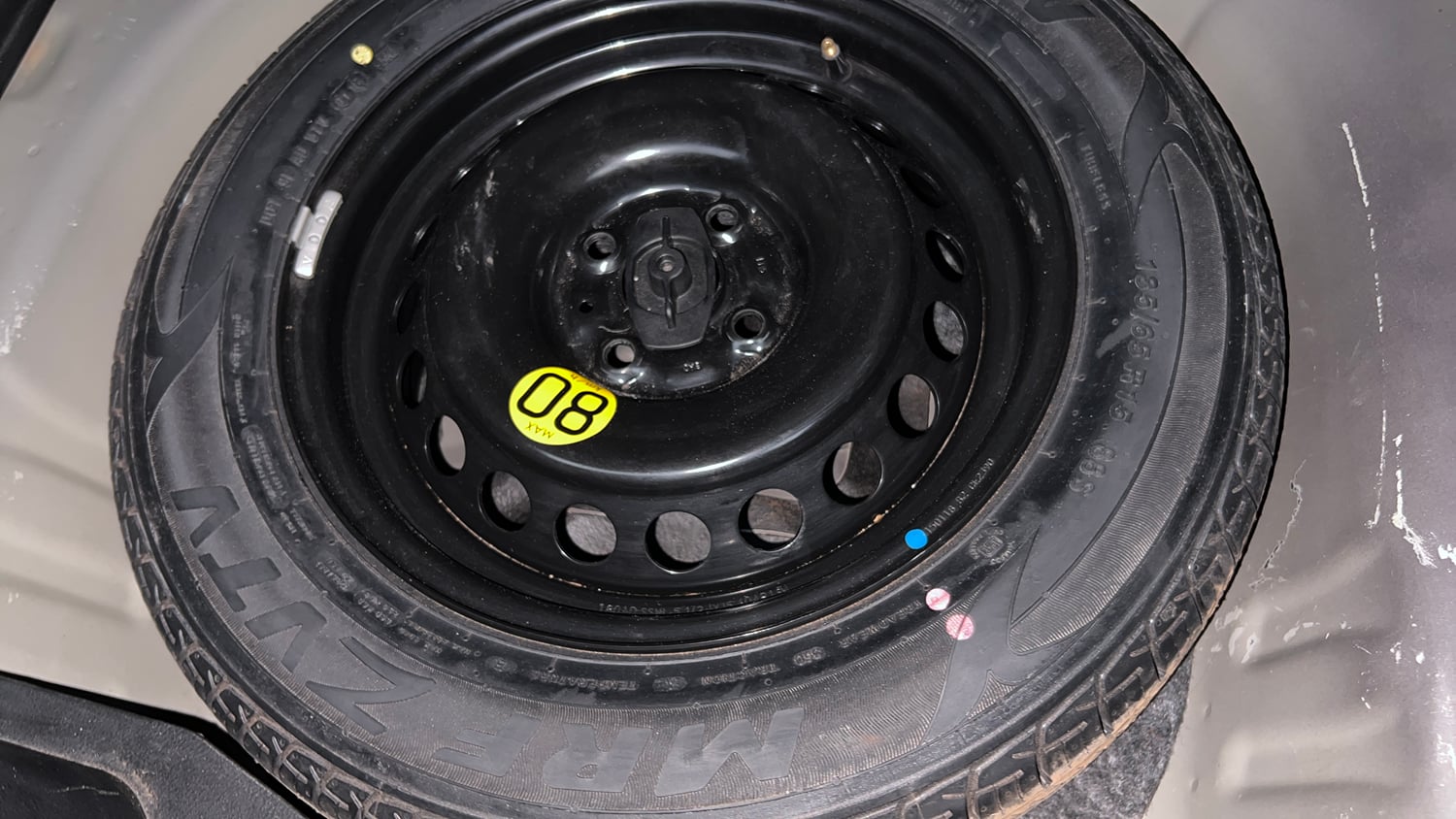 Used 2018 Maruti Suzuki Baleno Alpha 1.2 AT Petrol Automatic tyres SPARE TYRE VIEW