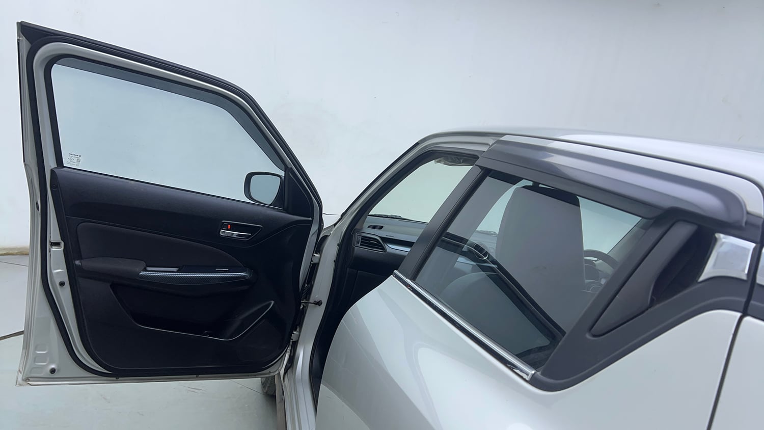 Used 2022 Maruti Suzuki Swift VXi Petrol Manual interior LEFT FRONT DOOR OPEN VIEW