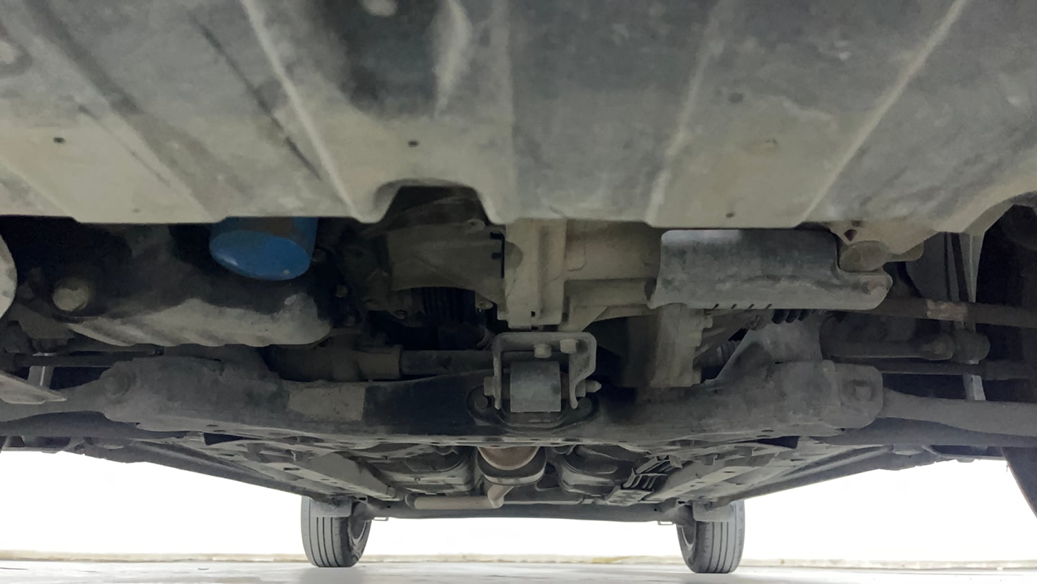 Used 2020 Hyundai Grand i10 Nios Asta AMT 1.2 Kappa VTVT Petrol Automatic extra FRONT LEFT UNDERBODY VIEW