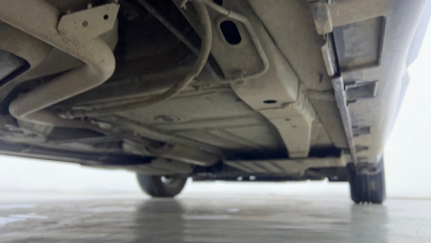 Used 2023 Maruti Suzuki Baleno Alpha AGS Petrol Automatic extra REAR RIGHT UNDERBODY VIEW