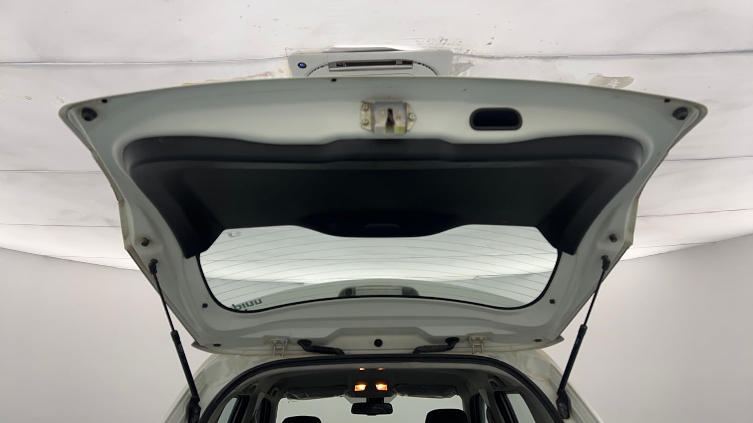Used 2022 Toyota Urban Cruiser Premium Grade MT Petrol Manual interior DICKY DOOR OPEN VIEW