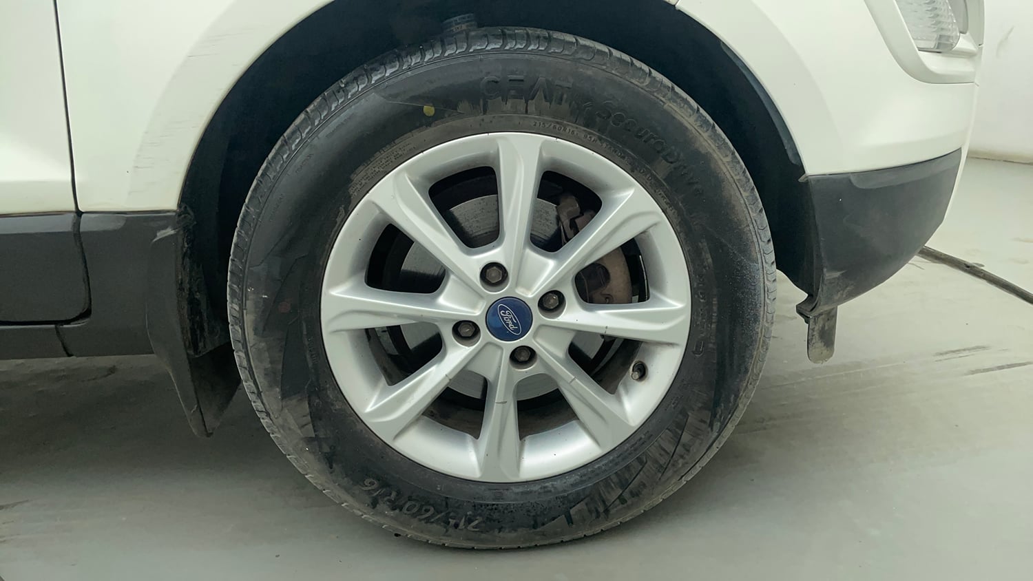 Used 2019 Ford EcoSport Titanium 1.5L TDCi Diesel Manual tyres RIGHT FRONT TYRE RIM VIEW