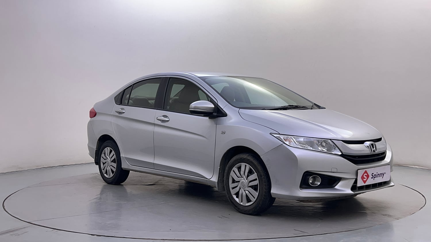 Used 2016 Honda City SV CVT Petrol Automatic exterior RIGHT FRONT CORNER VIEW