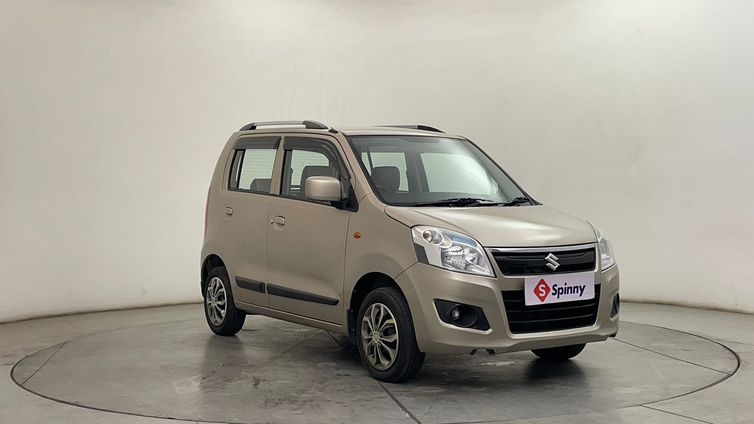 Used 2016 Maruti Suzuki Wagon R VXI Petrol Manual exterior RIGHT FRONT CORNER VIEW