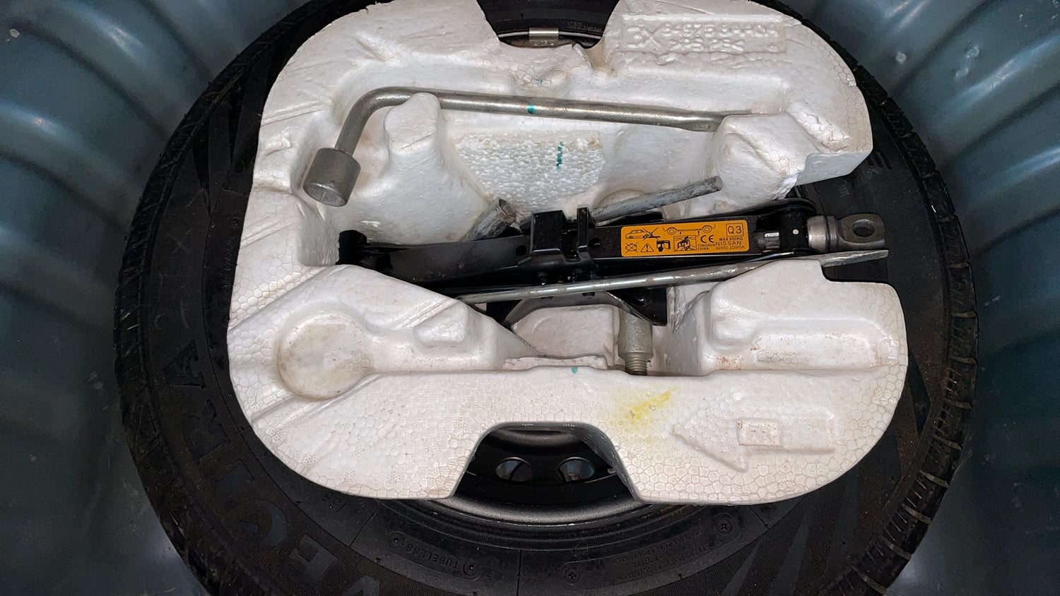 Used 2014 Nissan Micra Active XL Petrol Manual tyres SPARE TYRE VIEW