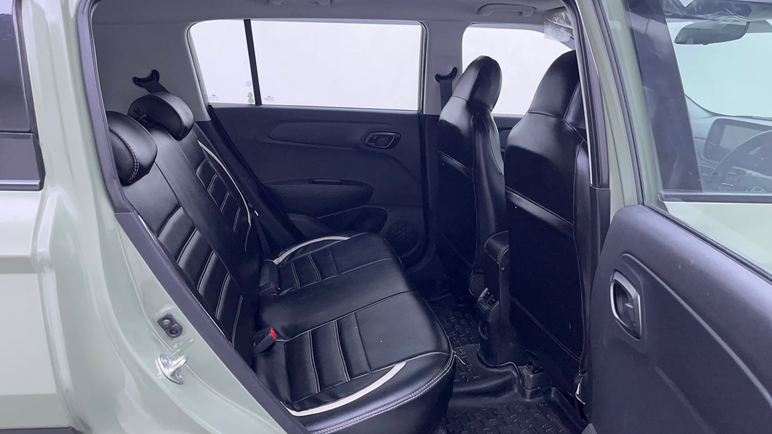 Used 2024 Hyundai Exter SX 1.2 MT Dual Tone Petrol Manual interior RIGHT SIDE REAR DOOR CABIN VIEW