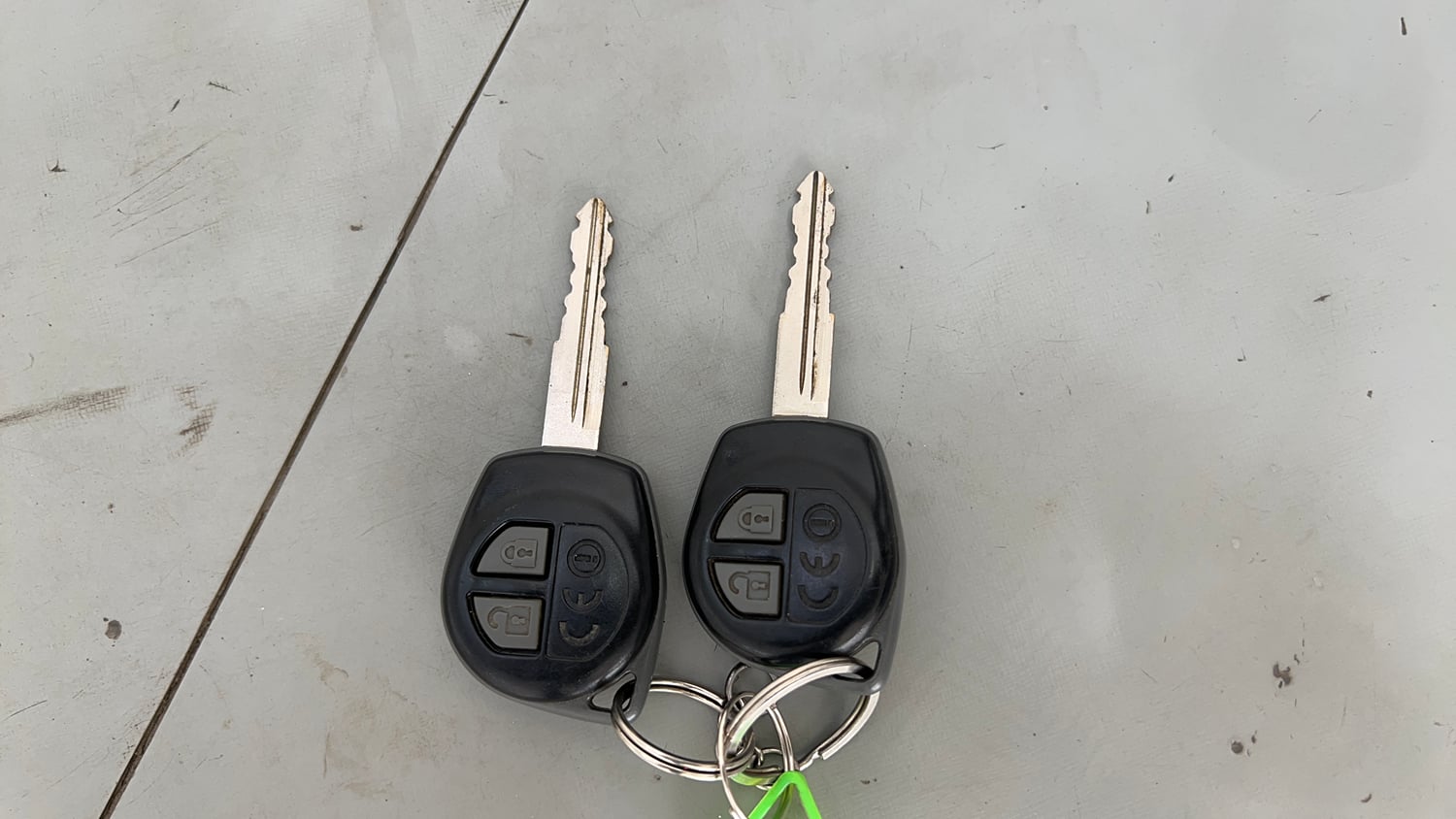 Used 2016 Maruti Suzuki Baleno Delta Petrol+CNG (Outside Fitted) Cng Manual extra CAR KEY VIEW