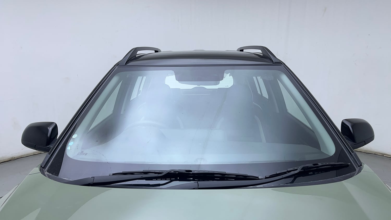Used 2024 Hyundai Exter SX 1.2 MT Dual Tone Petrol Manual exterior FRONT WINDSHIELD VIEW