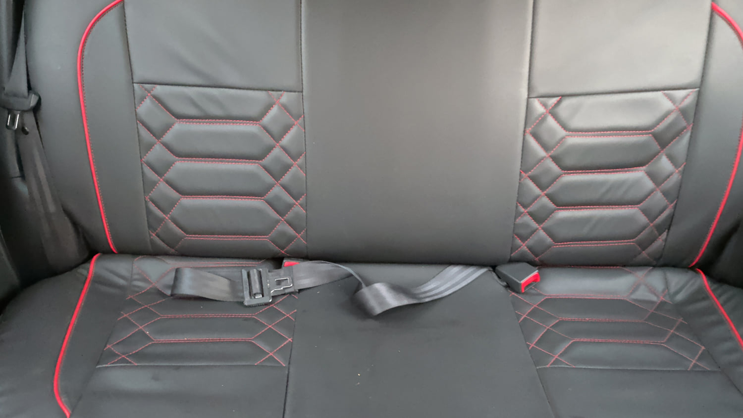 Used 2023 Nissan Magnite XL Petrol Manual interior REAR SEAT CONDITION VIEW