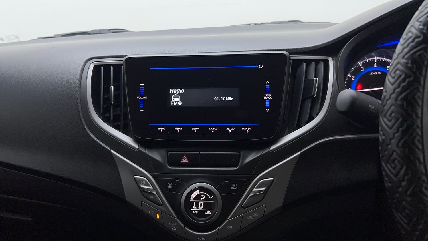 Used 2021 Maruti Suzuki Baleno Delta Petrol Manual top_features Integrated (in-dash) music system