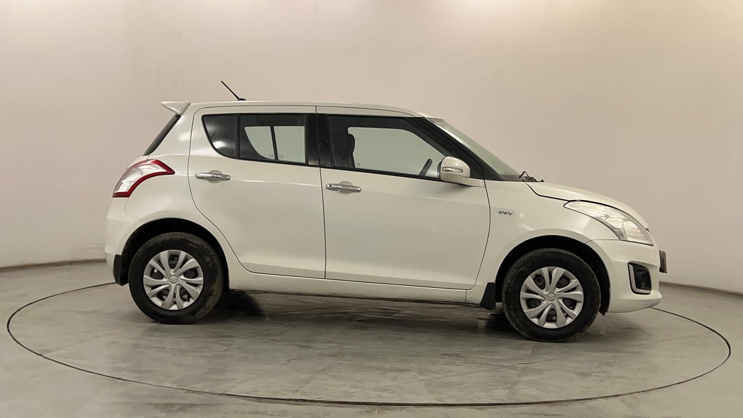 Used 2017 Maruti Suzuki Swift VXi Petrol Manual exterior RIGHT SIDE VIEW