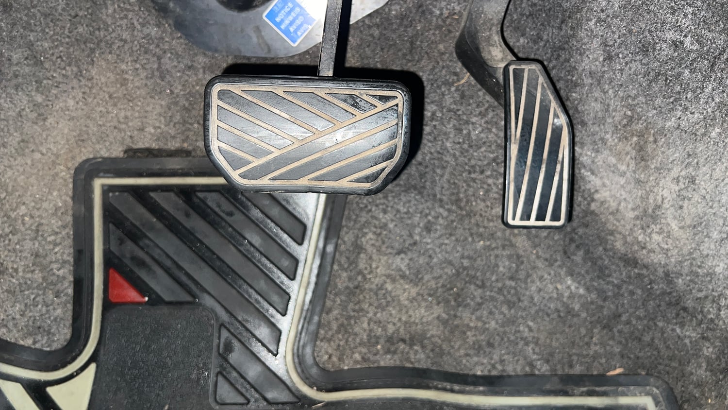 Used 2018 Maruti Suzuki Celerio VXi AMT Petrol Automatic interior PEDALS VIEW