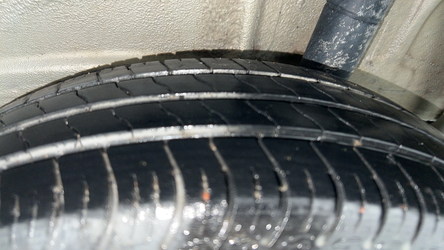 Used 2022 Maruti Suzuki Wagon R VXI 1.0 Petrol Manual tyres LEFT REAR TYRE TREAD VIEW