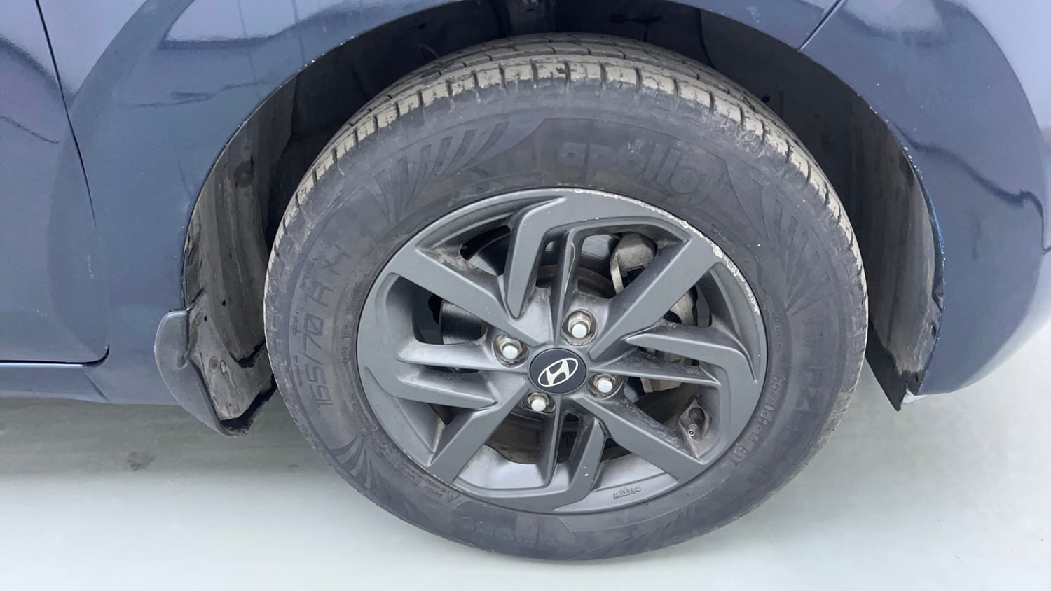 Used 2020 Hyundai Grand i10 Nios Sportz AMT 1.2 Kappa VTVT Petrol Automatic tyres RIGHT FRONT TYRE RIM VIEW