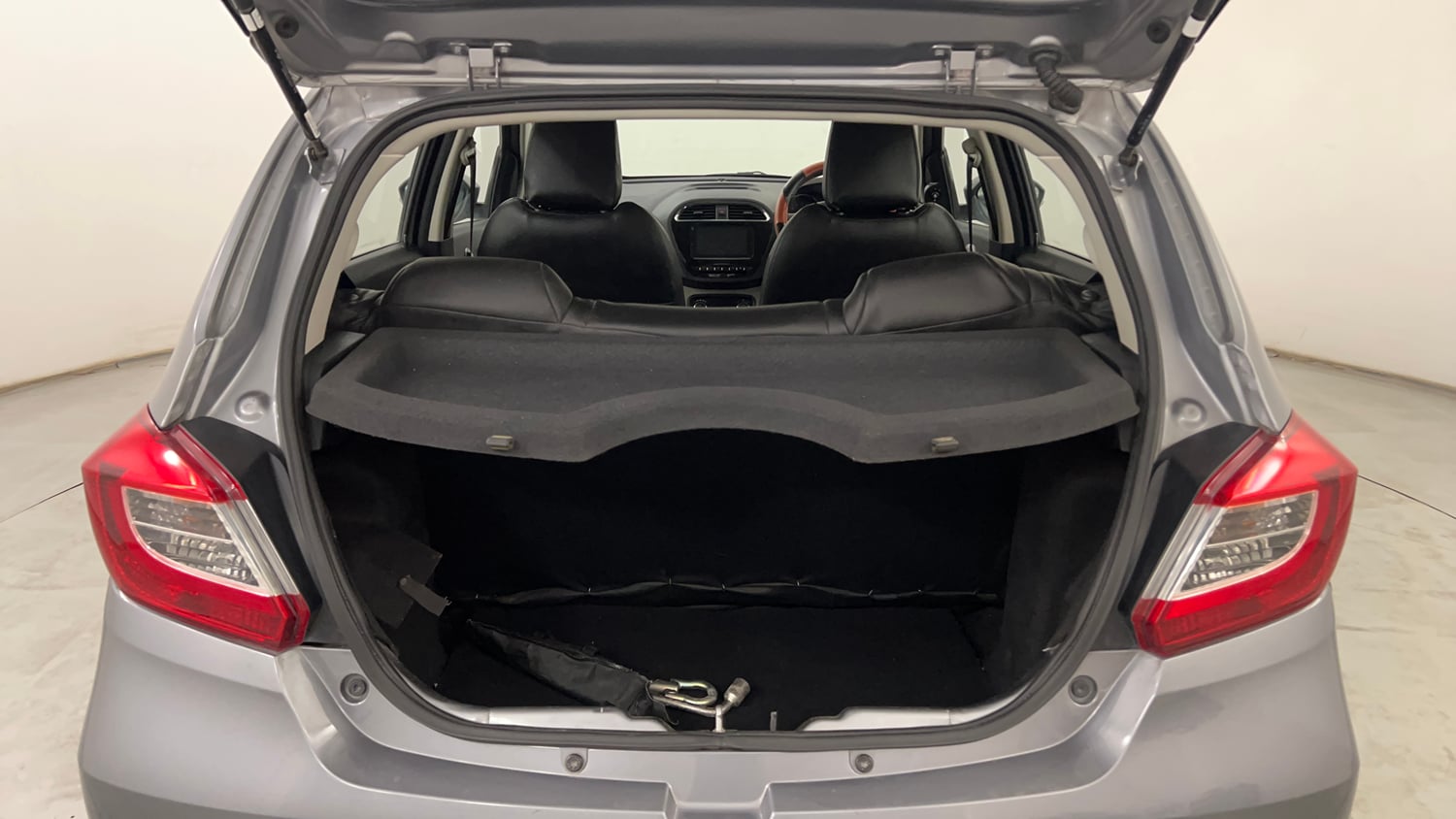Used 2019 Tata Tiago Revotron XZ Plus Dual Tone Petrol Manual interior DICKY INSIDE VIEW