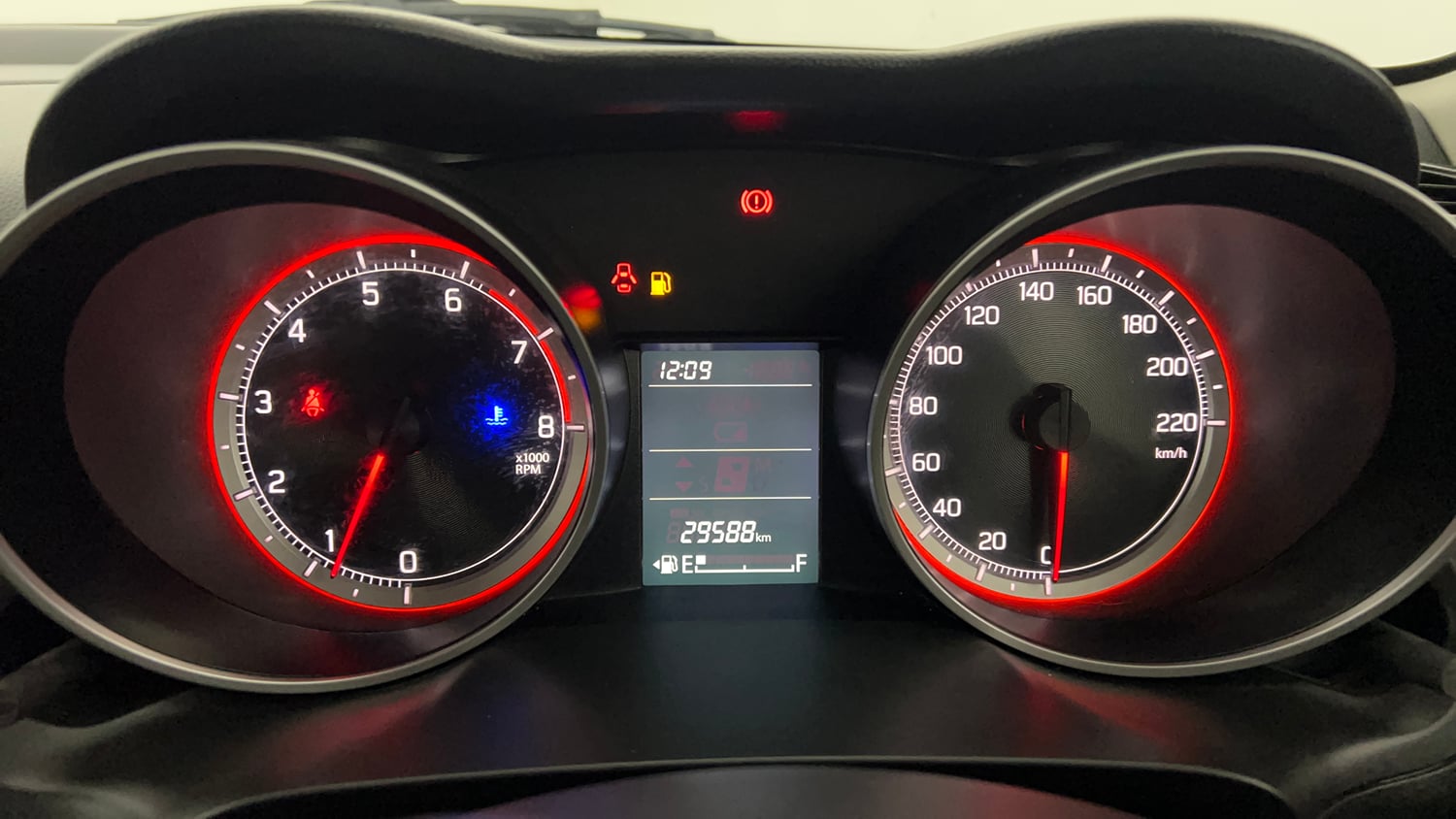 Used 2022 Maruti Suzuki Swift VXi Petrol Manual interior CLUSTERMETER VIEW