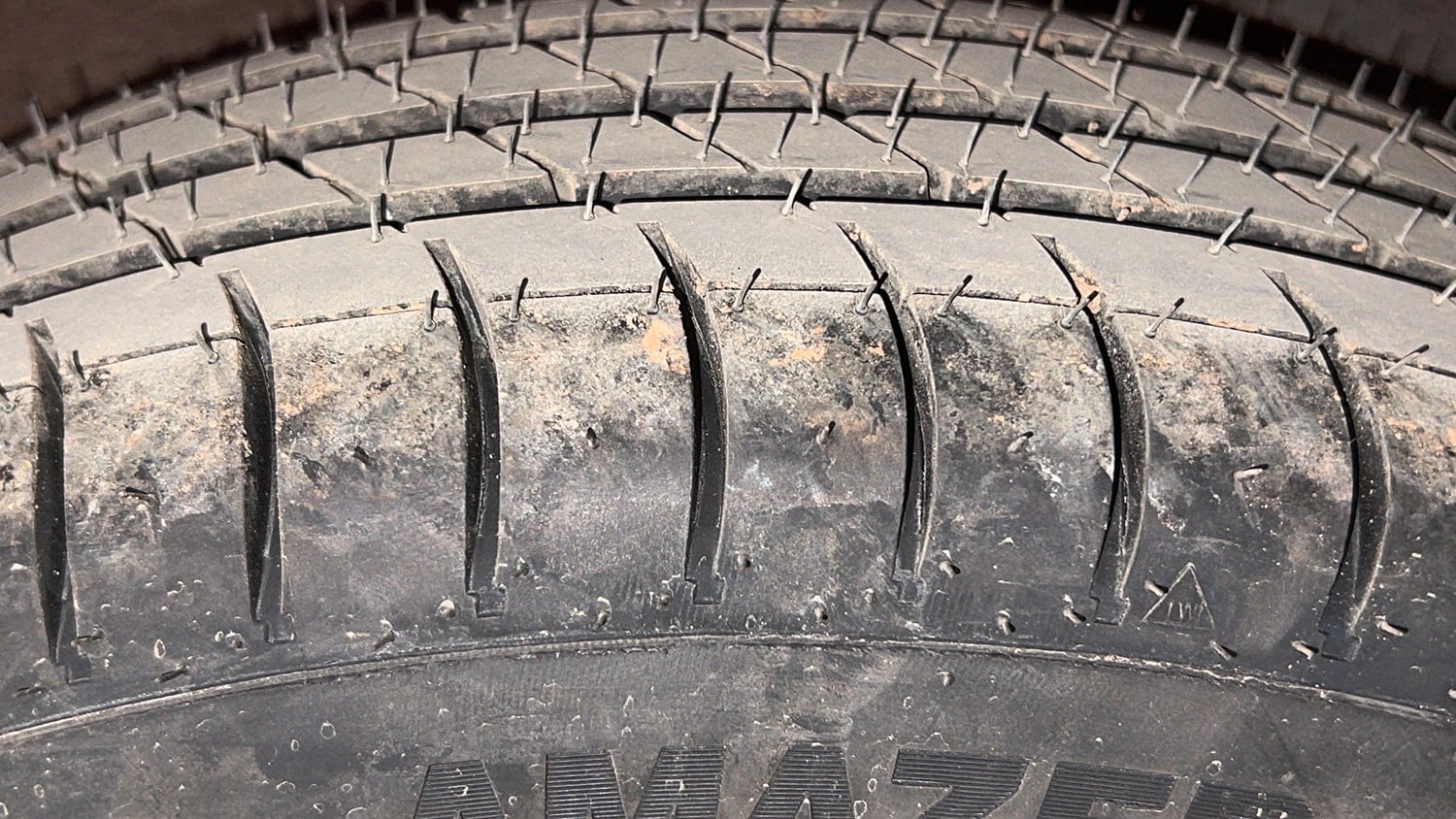 Used 2014 Hyundai Xcent S 1.2 Petrol Manual tyres LEFT REAR TYRE TREAD VIEW
