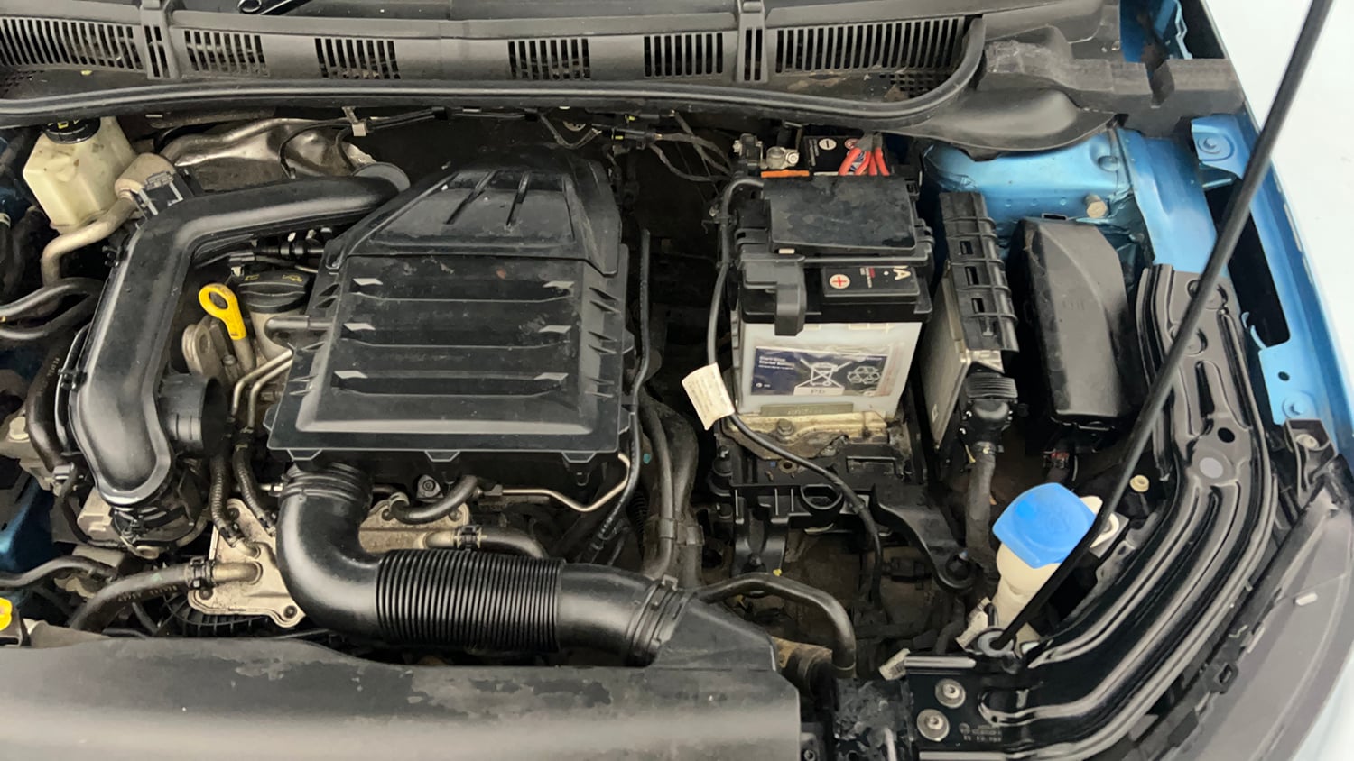 Used 2023 Skoda Slavia Style 1.0L TSI MT Petrol Manual engine ENGINE LEFT SIDE VIEW