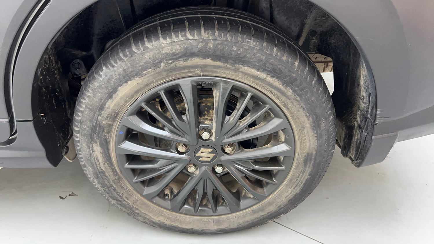 Used 2021 Maruti Suzuki XL6 Zeta MT Petrol Petrol Manual tyres LEFT REAR TYRE RIM VIEW