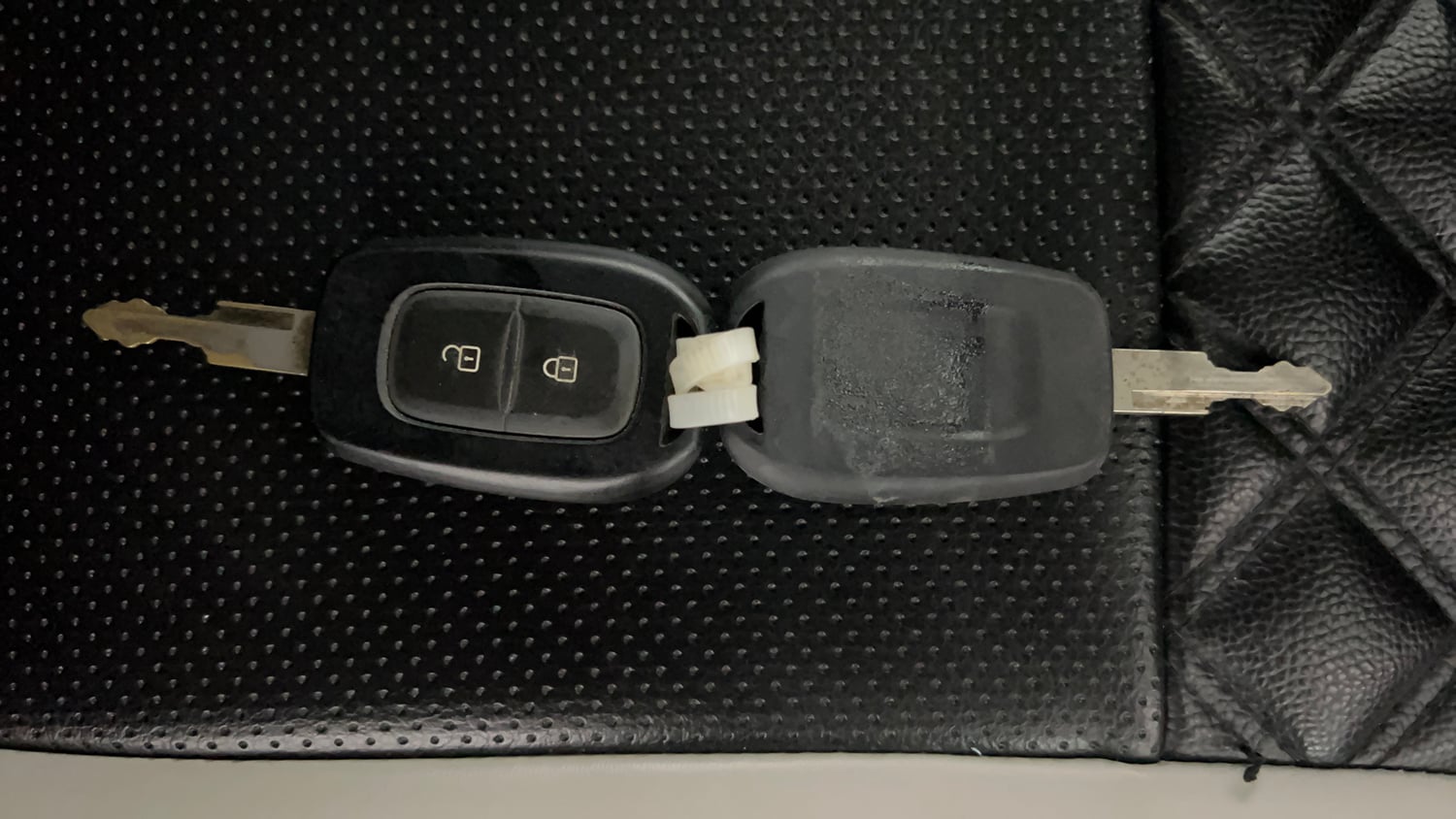 Used 2021 Renault Kwid RXT Petrol Manual extra CAR KEY VIEW