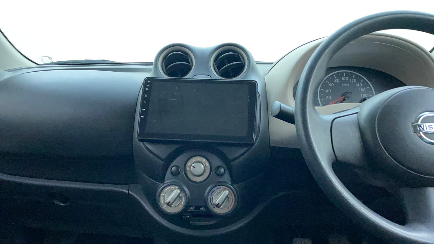 Used 2014 Nissan Micra Active XL Petrol Manual interior MUSIC SYSTEM & AC CONTROL VIEW