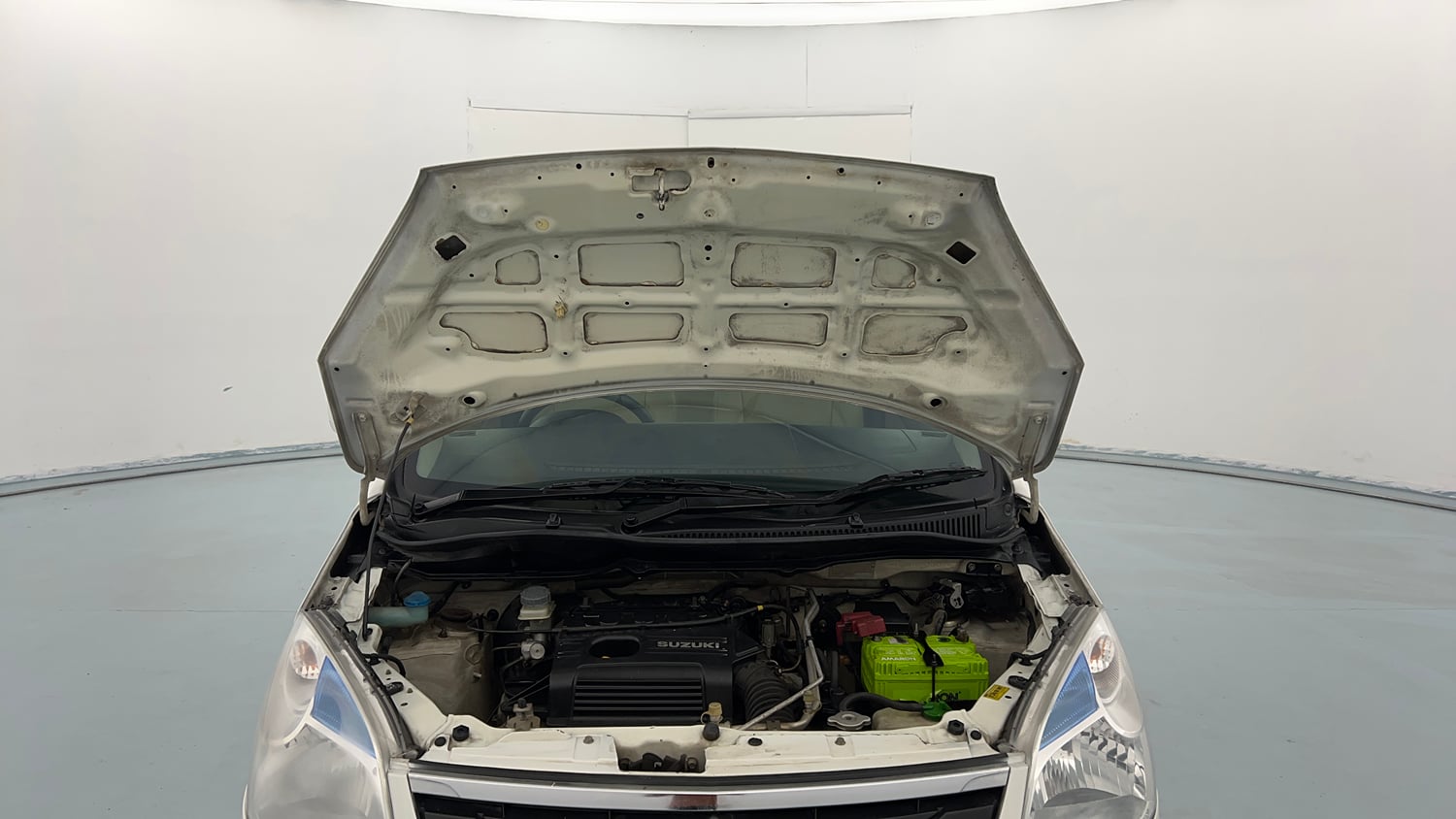 Used 2013 Maruti Suzuki Wagon R VXI Petrol Manual engine ENGINE & BONNET OPEN FRONT VIEW