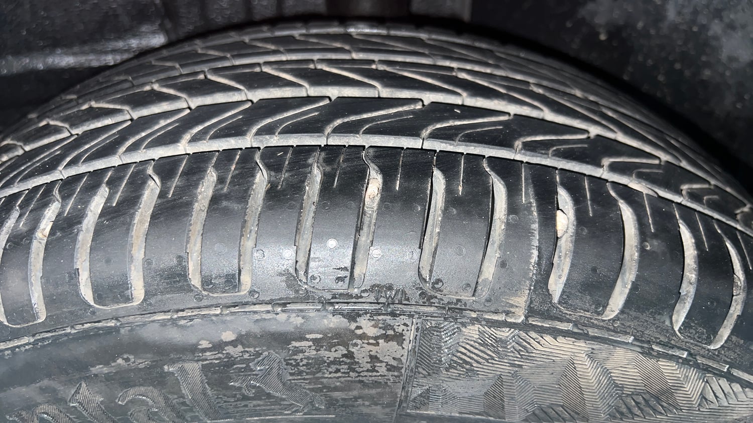 Used 2021 Tata Altroz XZ Diesel Diesel Manual tyres LEFT REAR TYRE TREAD VIEW