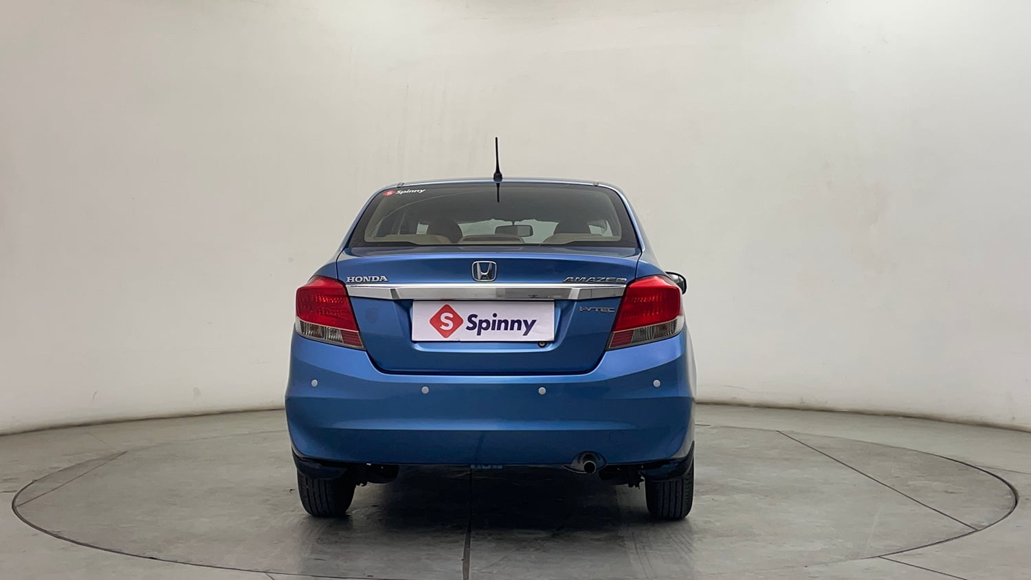 Used 2014 Honda Amaze 1.2 VX i-VTEC Petrol Manual exterior BACK VIEW