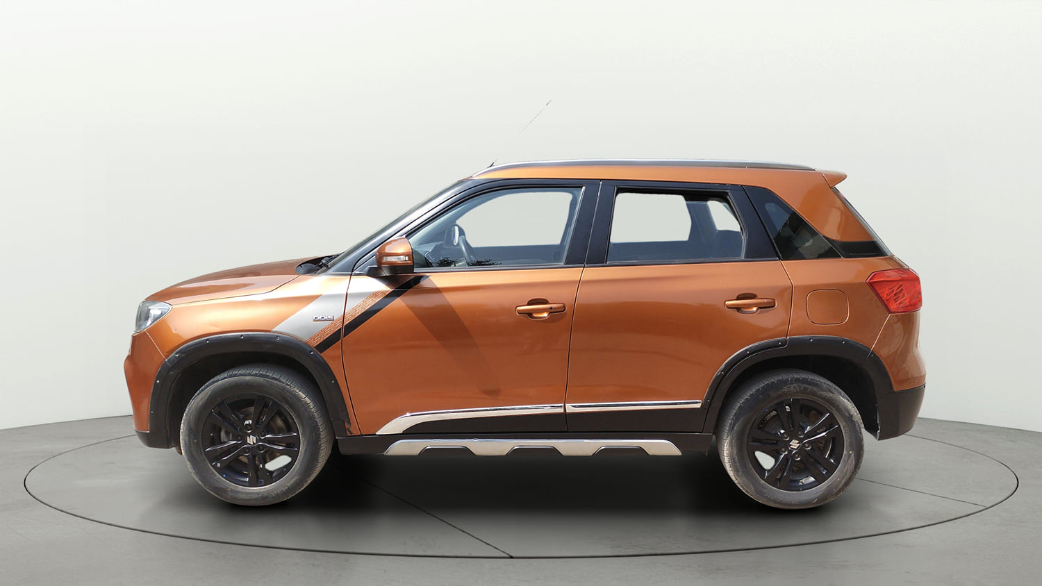 Used 2019 maruti-suzuki Vitara Brezza ZDi Plus Dual Tone AGS Diesel Automatic exterior LEFT SIDE VIEW
