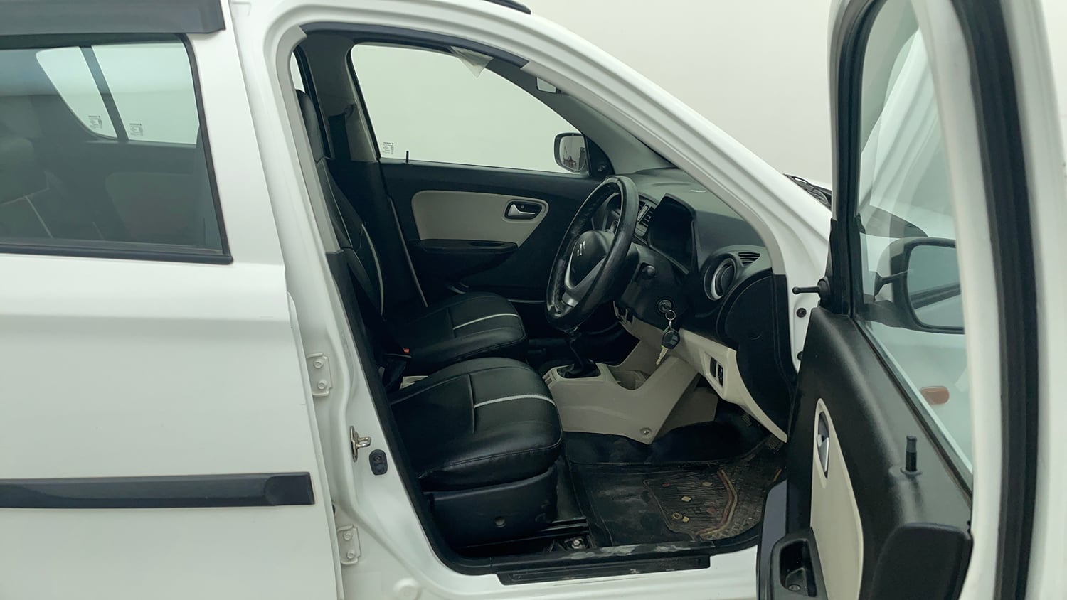 Used 2020 Maruti Suzuki Alto 800 VXi Petrol Manual interior RIGHT SIDE FRONT DOOR CABIN VIEW