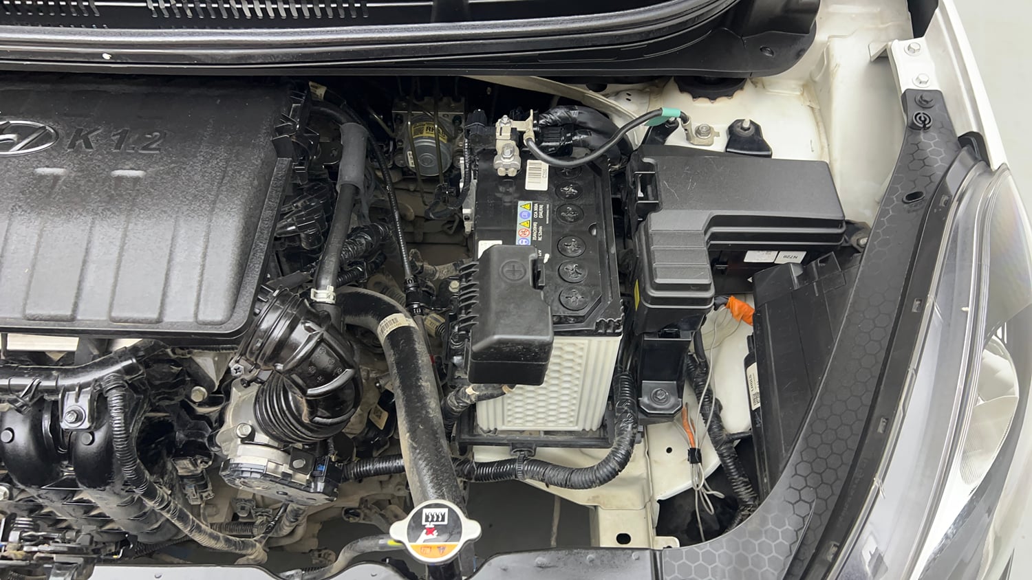 Used 2022 Hyundai Grand i10 Nios Sportz 1.2 Kappa VTVT Petrol Manual engine ENGINE LEFT SIDE VIEW