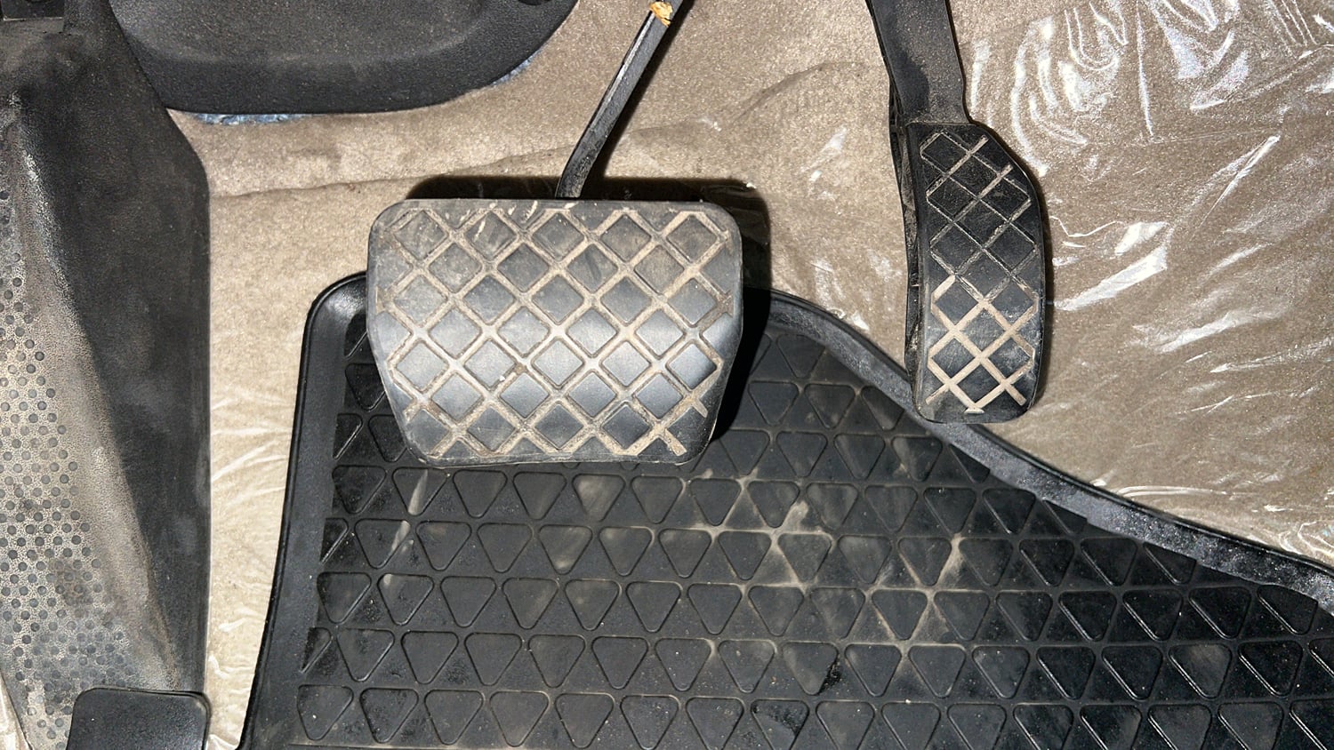 Used 2021 Volkswagen Vento Highline 1.0L TSI Automatic Petrol Automatic interior PEDALS VIEW