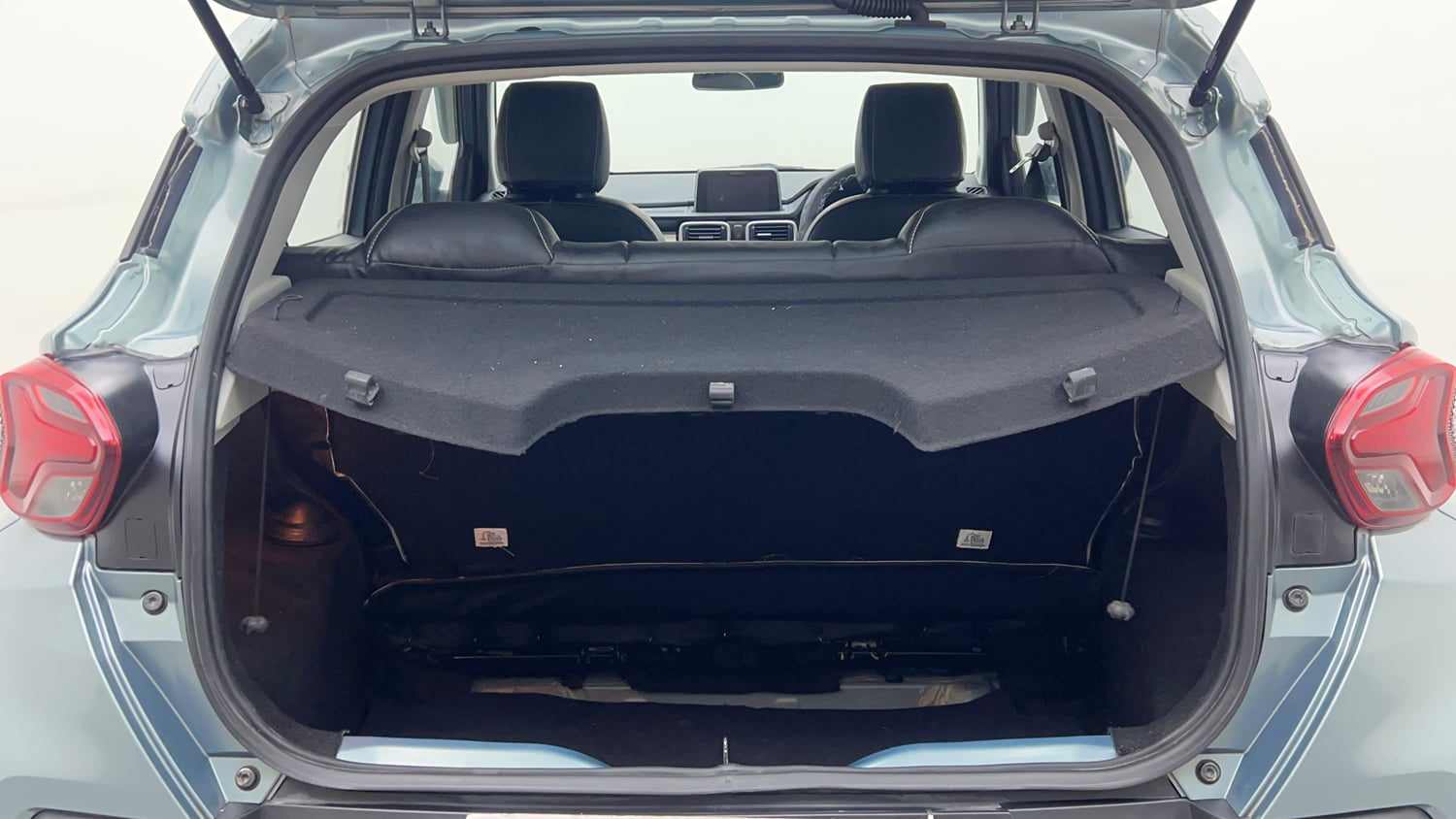 Used 2023 Tata Punch Accomplished Dazzle Pack AMT Petrol Automatic interior DICKY INSIDE VIEW