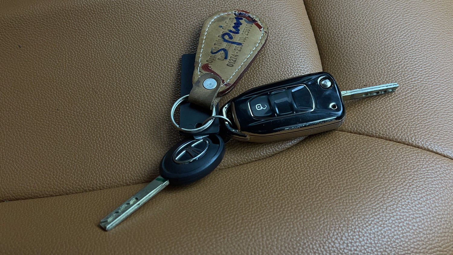 Used 2018 Tata Nexon XM Diesel Diesel Manual extra CAR KEY VIEW
