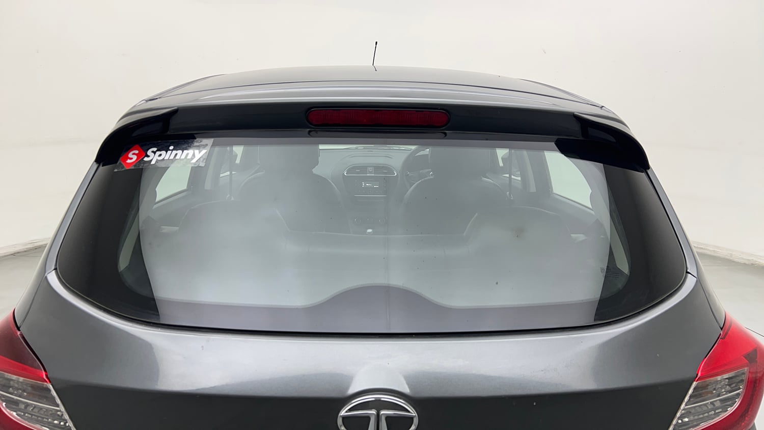 Used 2020 Tata Tiago XT Petrol Manual exterior BACK WINDSHIELD VIEW