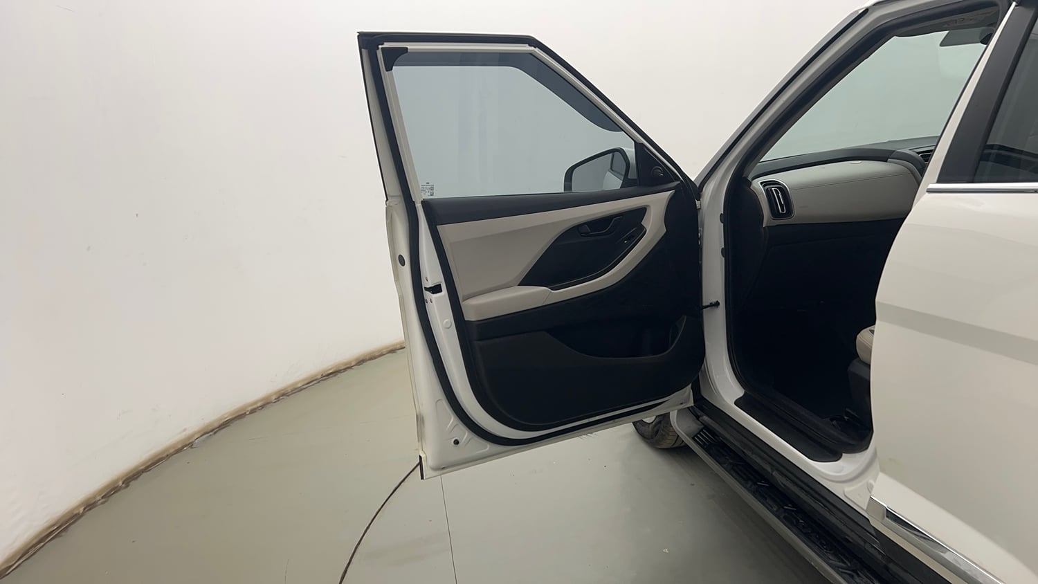 Used 2022 Hyundai Creta E 1.5 Diesel Diesel Manual interior LEFT FRONT DOOR OPEN VIEW