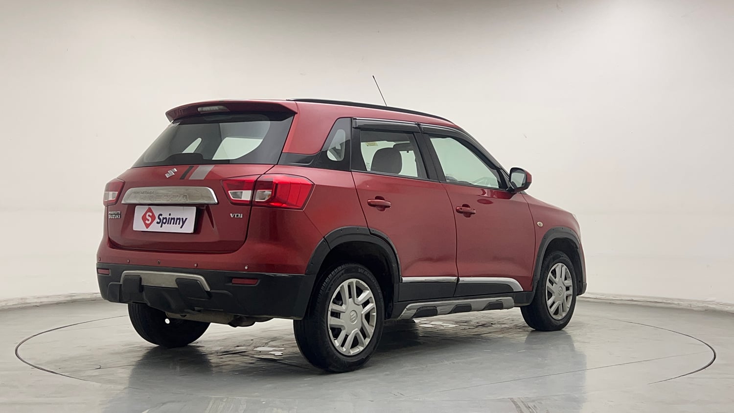 Used 2017 Maruti Suzuki Vitara Brezza VDi (O) Diesel Manual exterior RIGHT REAR CORNER VIEW