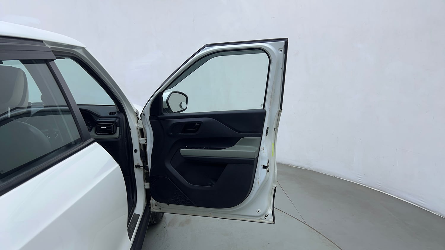 Used 2022 Tata Punch Adventure MT Petrol Manual interior RIGHT FRONT DOOR OPEN VIEW