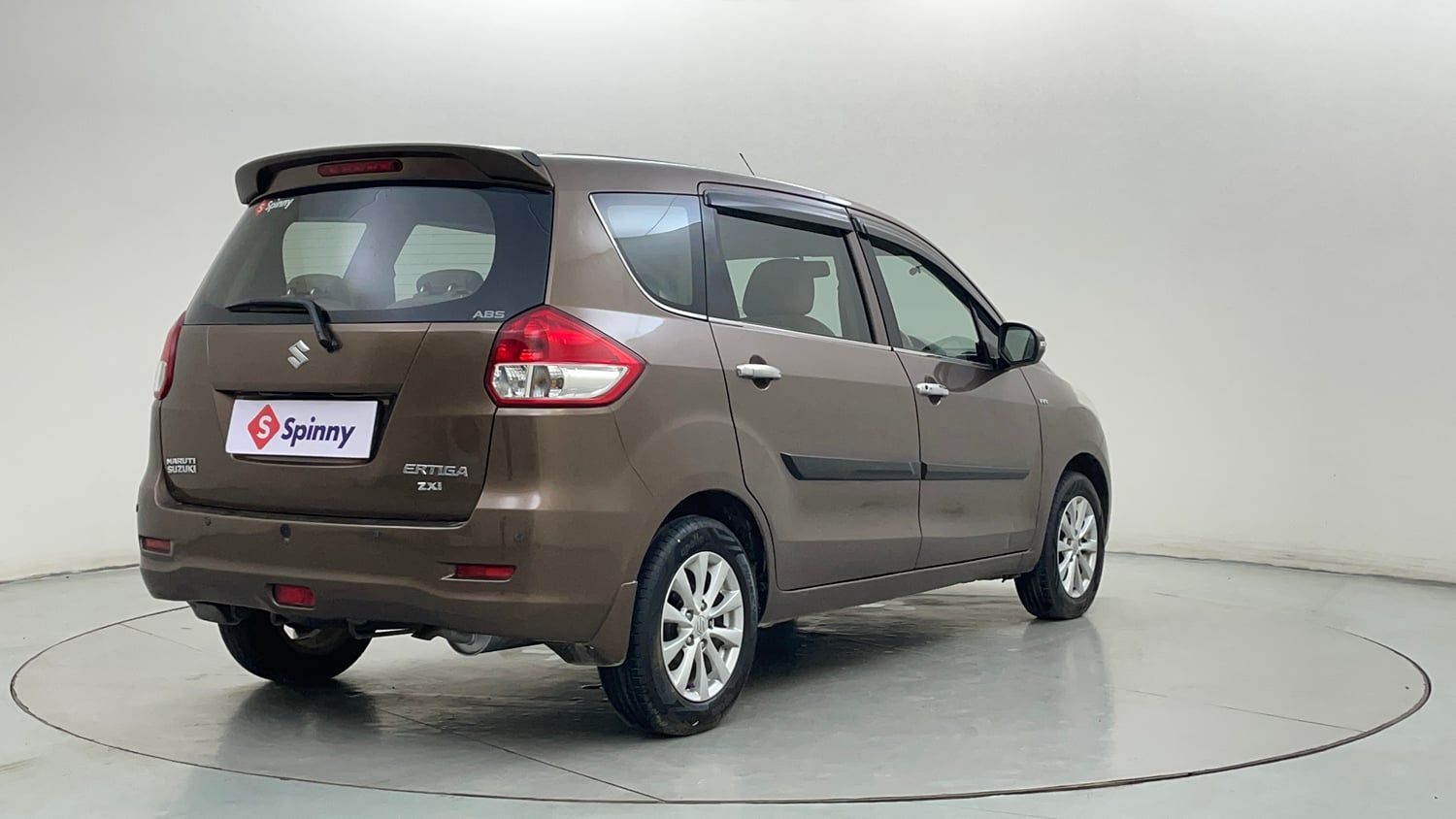 Used 2015 Maruti Suzuki Ertiga ZXi Petrol Manual exterior RIGHT REAR CORNER VIEW