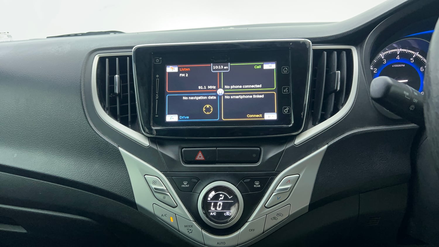 Used 2017 Maruti Suzuki Baleno Alpha 1.2 Petrol Manual interior MUSIC SYSTEM & AC CONTROL VIEW