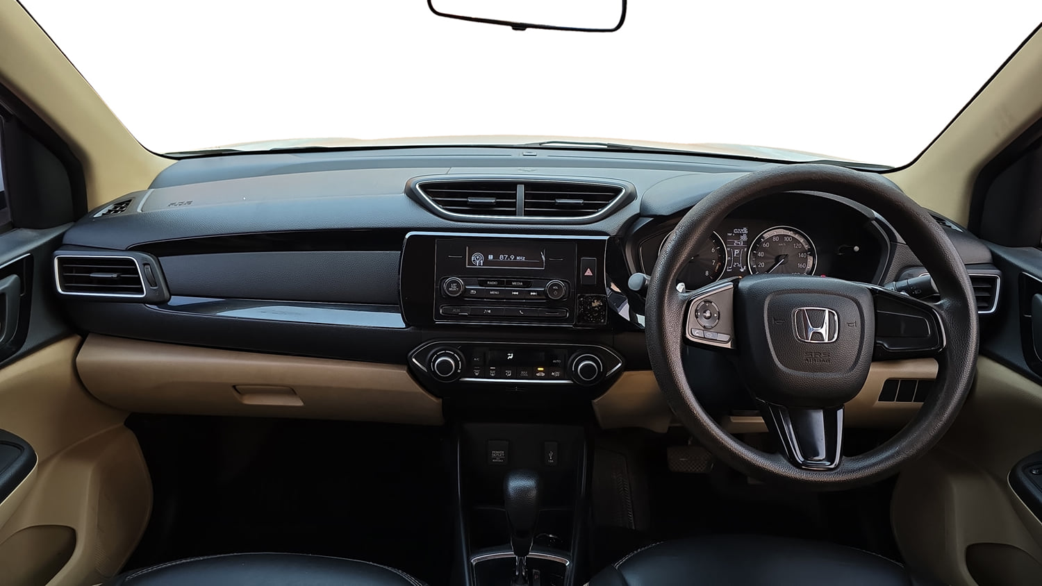 Used 2019 Honda Amaze 1.2 V CVT Petrol Petrol Automatic interior DASHBOARD VIEW